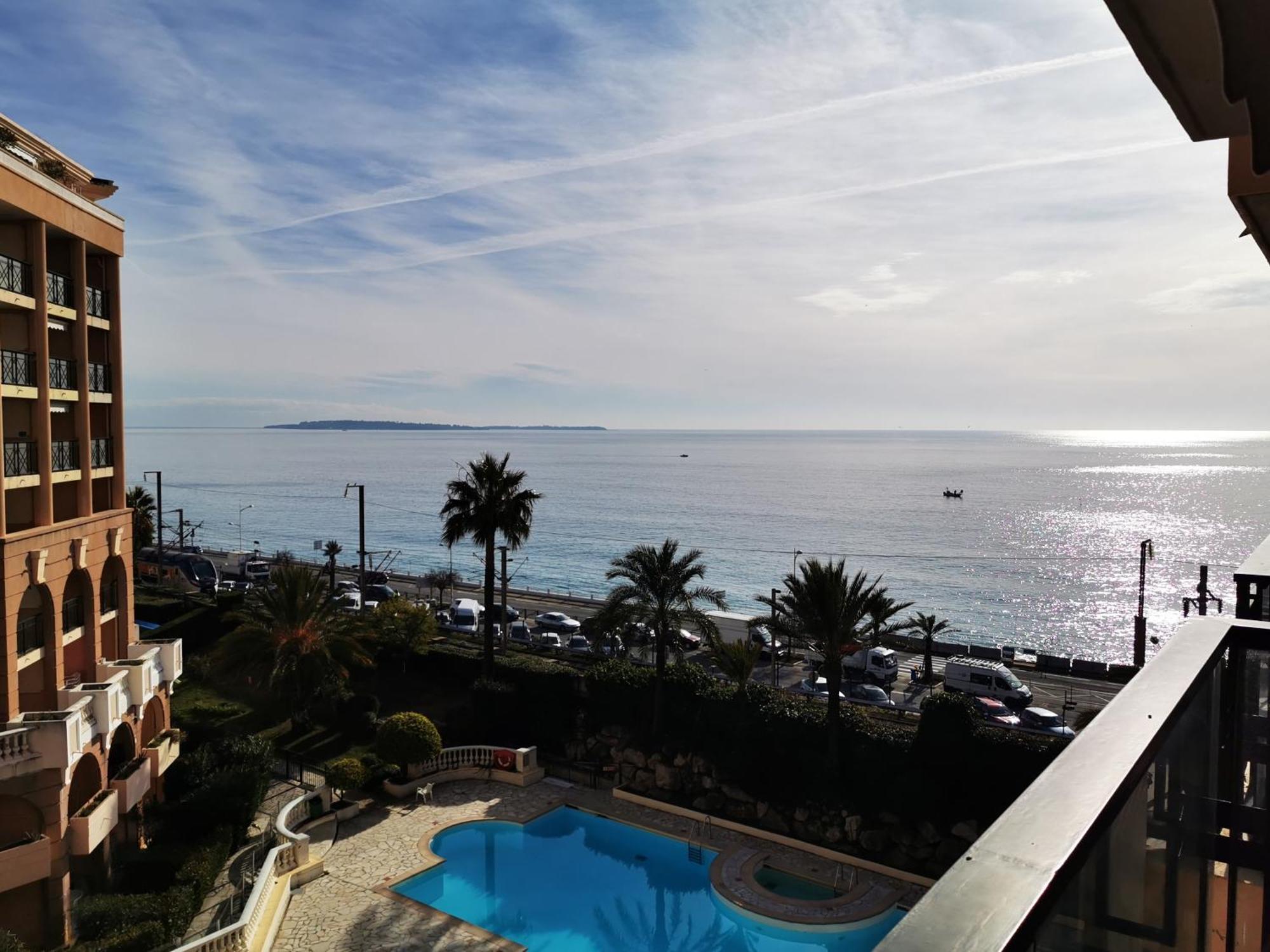 Appartement En Bord De Mer Cannes Exterior photo